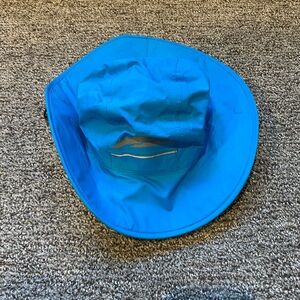 Outdoor Research Kids Sky Blue Adventure Hat Size 1-3Y Magnet Secure Sides